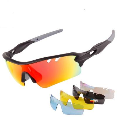 China Fashion sunglasses polarized cycling glasses 2020 bicycle windproof glasses 5 pieces set men and women outdoor sports sunglasses for sale