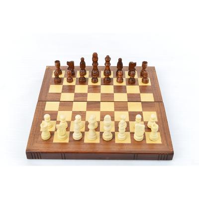 China Hot Selling Wooden Chess Set Wooden With Wooden Chess Pieces for sale