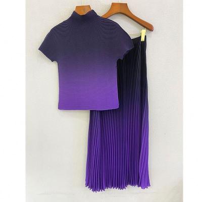 China Miyake Breathable Popular Fashion Pleated Suit Female Summer Casual Color T-shirt Progressive Skirt Two Sets New for sale