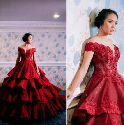 China Breathable Real Real Off Shoulder Lace Appliqued Beaded Ruffled Skirt Plus Size Puffy Ball Gown Customized Red Wedding Dresses MWA212 for sale