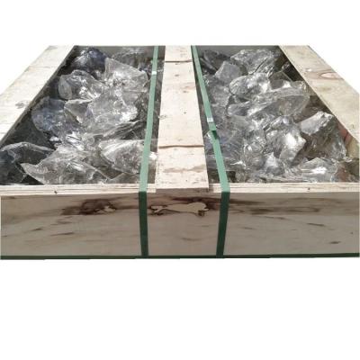 China Outdoor crushed clear crystal white glass rock for gabion landscape garden for sale