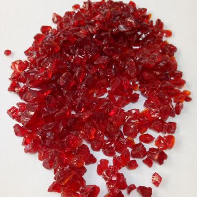 China Contemporary Crushed Rudy Red Colored Glass Chippings For Garden Decoration for sale