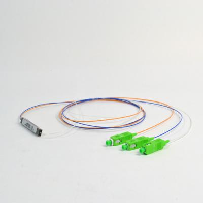 Chine 1 dans 2 connecteur en acier du tube 0.9mm SC/APC de PLC du diviseur 1x2 de câble à fibres optiques le mini à vendre