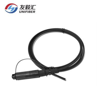 China Da bainha lisa do PE do cabo pendente G657A2 de FTTH 12/24F impermeável exterior à venda