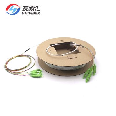 China SC APC de la caja terminal de las FO FTTH pre Connectorized con el cable G657a2 en venta