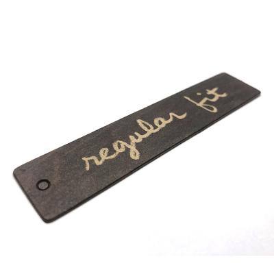 China Viable High Quality Custom Garment Screen Printed Hang Tag Recycled Paper Card Fashion Design Brand Clothing Label Tag With String for sale