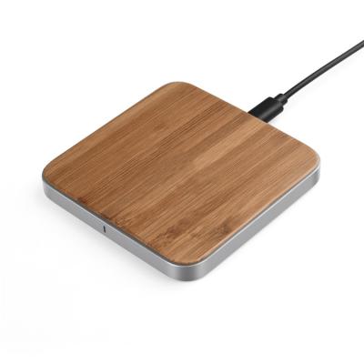 China FSC Walnut Wooden Powerbank Portable Stylish Natural Wooden Wireless Charger for sale