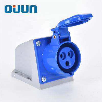 China CE 16a 3 pin industrial socket electrical outlet and socket for sale