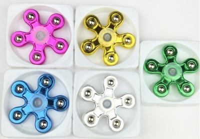 China Newest Finger Spinner LED Transparent Long Rotation Time Multi Color Led Light Fidget Spinner Decompression Hand Spinner for sale