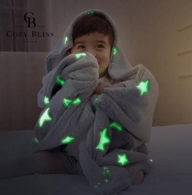 Chine BabyThrow Gray Stars Moon New Plush Flannel Anti-Static Dark Furry Baby Blanket Glowing Bright Blanket à vendre