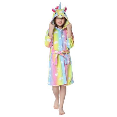 China New Low Price Kids Bathrobe Winter QUICK DRY Polyester Hooded Fluffy Cartoon Unicorn Girls Bathrobe for sale