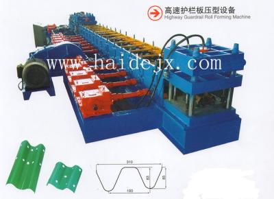 China Gangrotation hydraulische Anti-Leitplanken-Landstraßen-Leitplanken-Rolle, die Maschine mit 18 Reihen Rollen bildet zu verkaufen