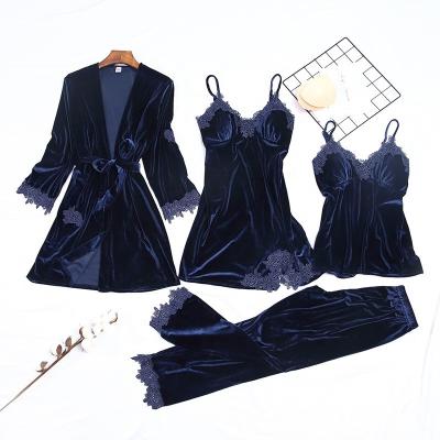 China Winter Thermal Season Four Pieces Velvet Sleepwear Sheath Long Wear Nightwear Pijamas Set For Women for sale