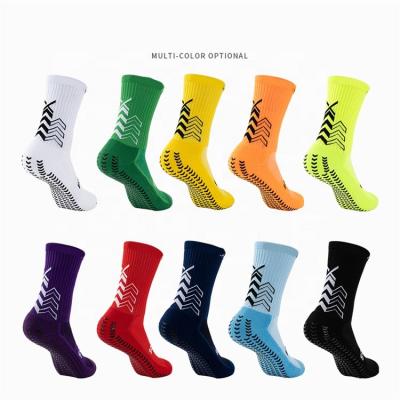 China Breathable 2023 New Grip Anti Slip Football Soccer Socks Men Sport Grips Custom Sport Grip Grips Wholesale for sale