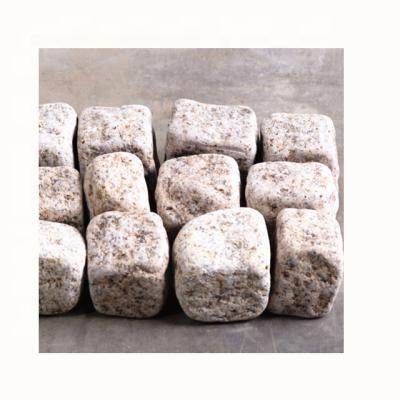 China Traditional Tumbled Pavers Block 10x10cm for Patio Pavers for sale