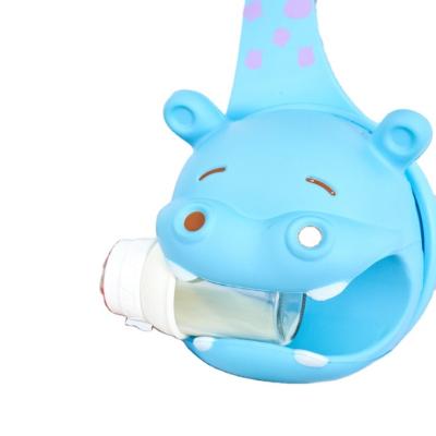 China BPA Free Support Any Size Feeding-Bottle Breastfeeding Bottle Holder Hippo Breastfeeding Bracket Baby Bottle Clip for sale