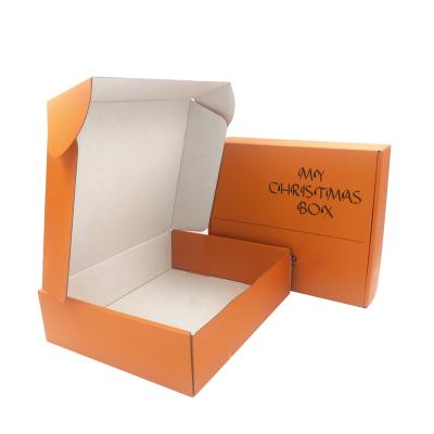 China Recyclable Custom Logo Luxury Folding Gift Packaging Box Shipping Carton for sale