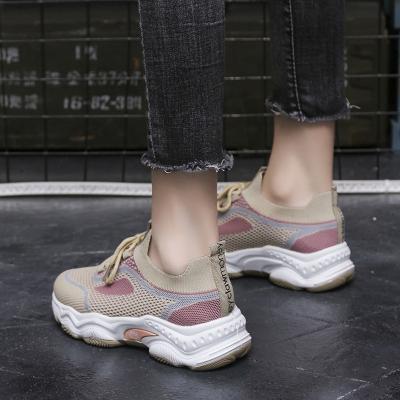 China Fashion\Comfortable\Durable\Breathable Cheap Wholesale Ladies Fashion Casual Lightweight Sneakers for Women And Ladies for sale