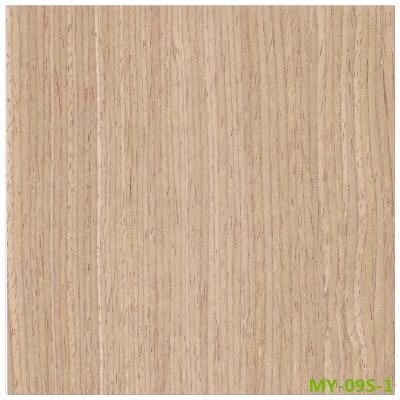 China 2022 New Contemporary Design 2500*640*0.5Mm Quarter Cut Engineered Sliver Oak Veneer For Door Face for sale