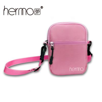 China Lightweight Fashionable Small Cross Body Bags Toss Mini Shoulder Bag For Women for sale