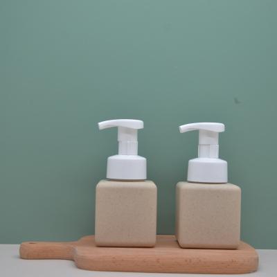 China Eco-friendly Degradable Square Bottle Foam Straw Stain Foam Cleaning Bottle for sale