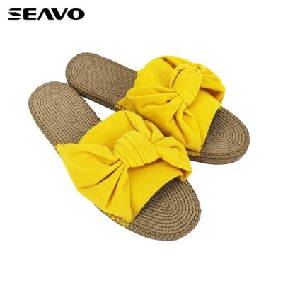 China Fashion Trend SEAVO Street Style Women Slippers for sale