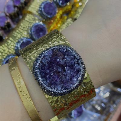 China Wholesale BOHEMIA Gold Plated Natural Raw Amethyst Cuff Bracelets For Men And Women for sale