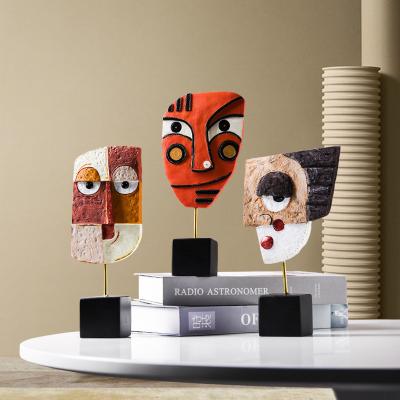 China Europe Modern Creative Living Room Wine Cabinet Decoration Resin Open Face Home Art Ornament Accessories Decoration Abstract for sale