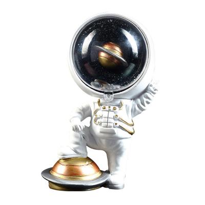 China Nordic Modern Europe Astronaut Action Figure Model Luxury Home Decor Resin Figure Open Polyresin Figurine Toy Gift For Kids for sale