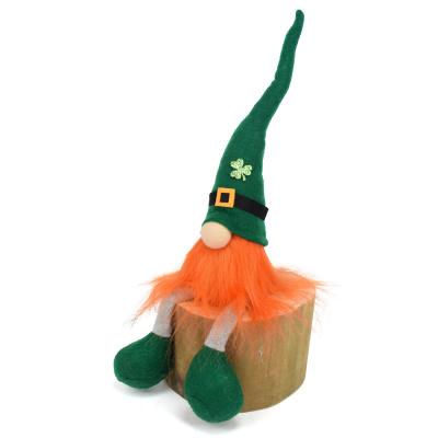 China Irish St Patrick's Day Party Decoration St Patrick's Day Decorations Covered Face Doll Rudolph Figurine Gnome for sale