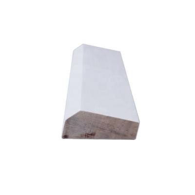 China Customized LVL Finger Radiata White Gesso Primed Hotel Common Chinese Pine Fir Wood Baseboard Skirting Flare Molding for sale