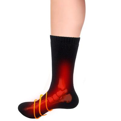 China Sports Rechargeable Warm Feet Warming Foot Socks Suit Winter Stocks Protect for sale