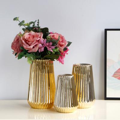 China New Hard Hot Luxury Plating Table Tops Large Flower Vases Office Living Room Porcelain Gold Ceramic Vases For Home Decor for sale