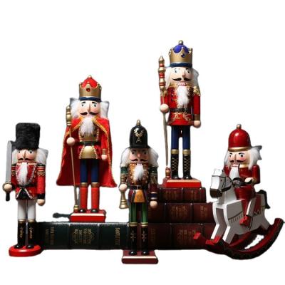 China Modern Popular Custom Wood Carving Christmas Nutcracker Christamas Home Decor Crafts Home Decor for sale