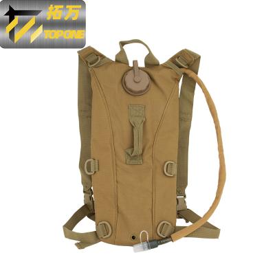 China Survival Outdoor Camouflage Outdoor Water Bladder Customized Military Training Hydration Backpack Tactical Bag With 2L Water Bladder for sale