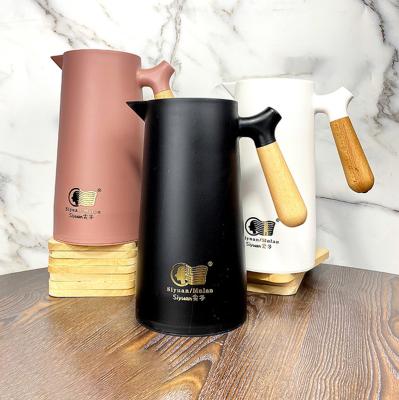 China Large Capacity Vacuum Insulated Thermos Teapot 1.0L PP Vacuum Water Jug Glass Inner Outer Coffee Pot For Home for sale