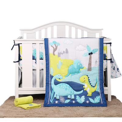 China Forest Animals Baby Cot Folded Cute Bedding Set Lightweight Breathable Fashion for sale