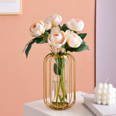 China Morden Flower Vase Metal Stand Luxury Hot Selling Creative Geometric Glass Vase Crystal Clear Transparent Planter Flowers Decoration for sale