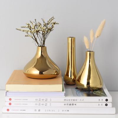 China Nordic Minimalist Light Luxury Gold Vase Mini Style Ceramic Vase Home Decoration for sale