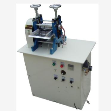 China Hydraulic Embossing Leather Belt Machine Oil Pressure Roller Embossing Leather Belt Leather Belt Making Machine for sale