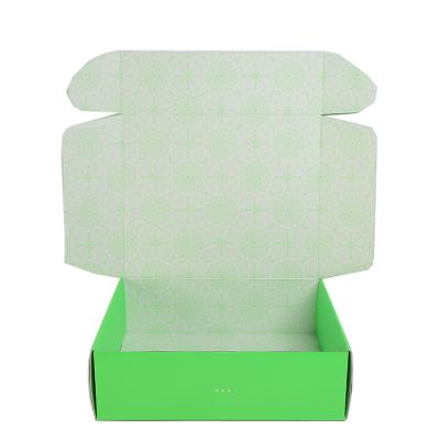 China Recyclable Custom Foldable Printed Retail Cardboard Packaging Mailing Box for sale