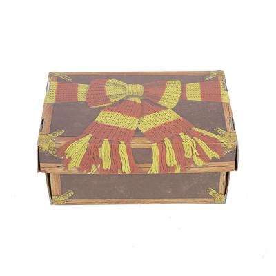 China Recycled Materials Customized Cardboard Caja Corrugated Mailing Mailer Box For Clothes Apparel T-shirt Packaging With Cardboard Insert Holders for sale