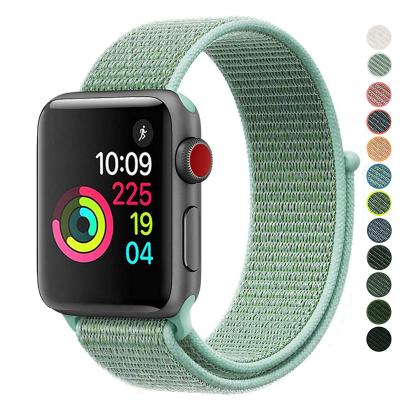 China Soft Wrist Strap Fashion Strapping Nylon Strap Band For Apple iWatch Band 42 44 38 40 Mm Wrist Sports Strap Bands For Apple Watch for sale