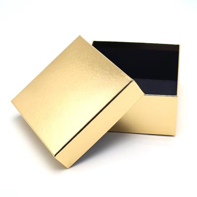 China Recyclable new product made decorative clothing shipping cosmetic boxes cardboard luxury colorful paper box for sale