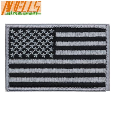 中国 American Flag GREY Embroidered Patch Patriotic Pride USA Grey different American Flag Patch For Jackets Hats Sleeves 販売のため