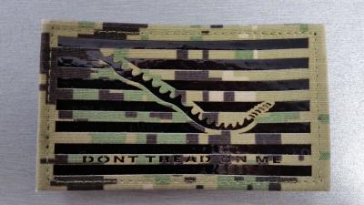 China Don't Tread On Me IR camo fabric material twill Flag Patches zu verkaufen