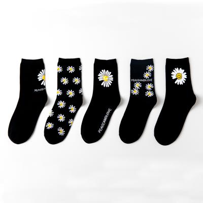 China Custom Logo Flower Pattern Socks QUICK DRY Korean Unisex Women Socks for sale