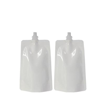 China Hot Selling Disposable BPA Free Custom Printing Doypack Beverage Juice Stand Up Pouch With Plastic Spout for sale