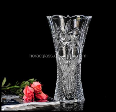 China Wholesale eco-friendly fancy design single crystal flower vase to wedding centerpiece glass vase for sale