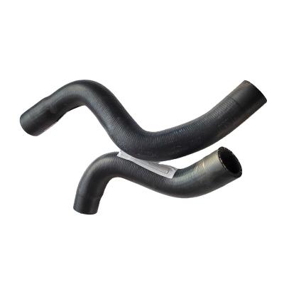 China Sail Car EPDM Downward Radiator Hose 9048067 / 9048069 Customized Size for sale